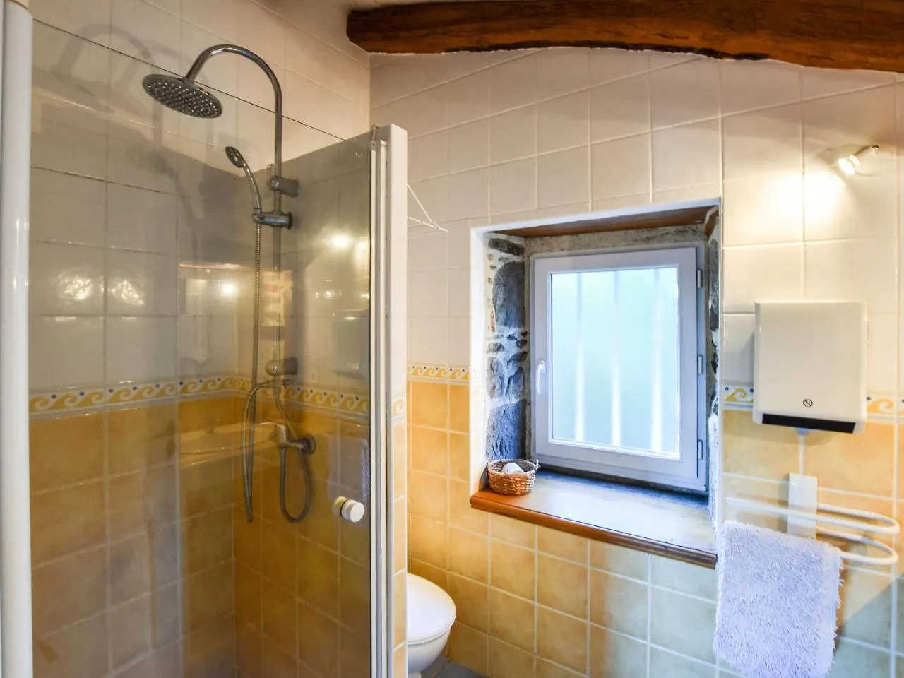 Charming Holiday Home Near The Forest Saint-Beauzire  0*, Saint-Beauzire (Haute-Loire) France